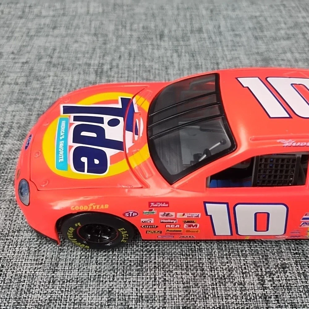 1:24 Diecast Racing Champions Signature Driver Series Nascar Ricky Rudd #10 Tide